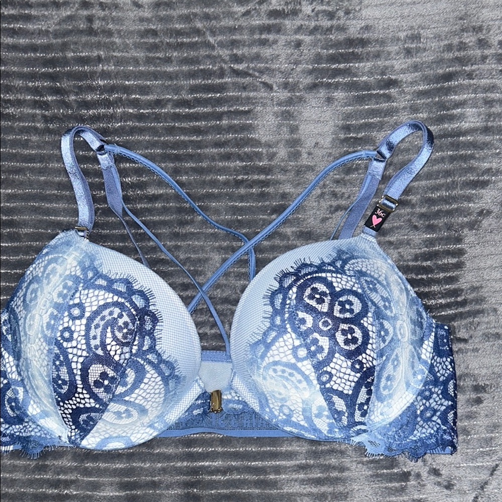 Elegant Lace Blue Ombré Push Up Bra